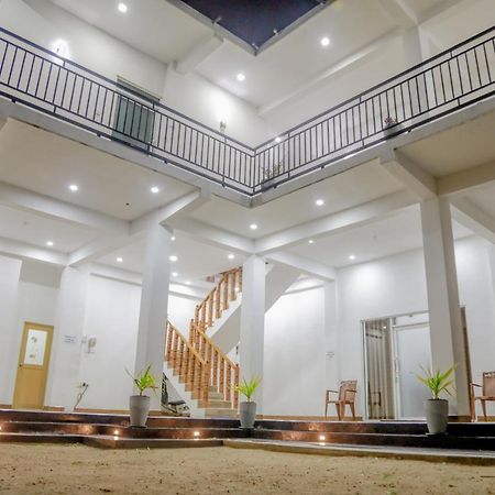 Araliya Lagoon Park Resort Negombo Extérieur photo